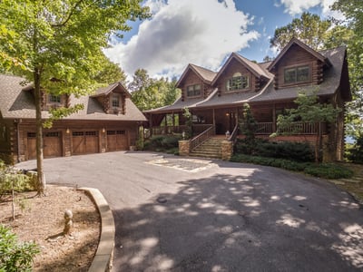 How Much Per Square Foot Does it Cost to Build a Log Home?